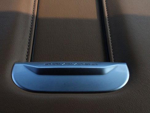 Used 2021 Cadillac Escalade Sport w/ Driver Assist Tech Package image 40