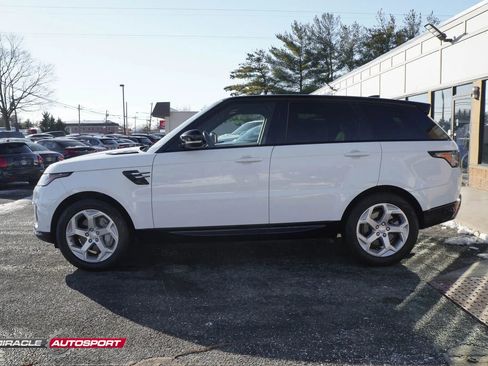 Used 2020 Land Rover Range Rover Sport HSE image 4