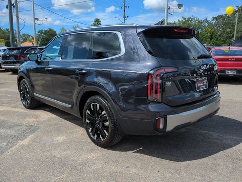 Certified 2025 Kia Telluride SX w/ SX Captain's Chair Package FWD image 7