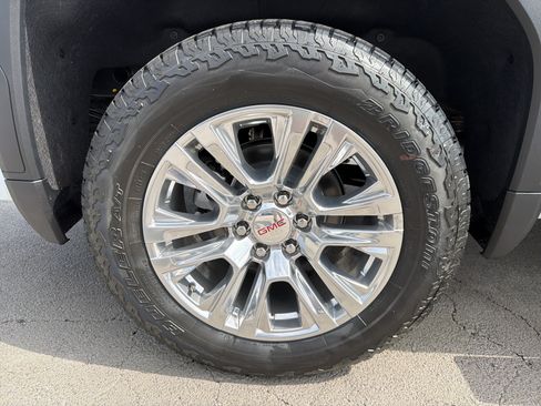 New 2026 GMC Sierra 1500 Denali w/ Technology Package AWD/4WD image 18