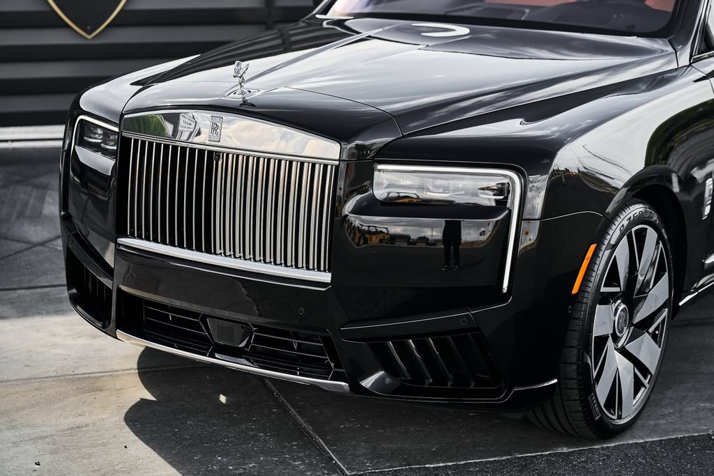 Used 2026 Rolls-Royce Cullinan w/ Cullinan Package AWD/4WD image 7