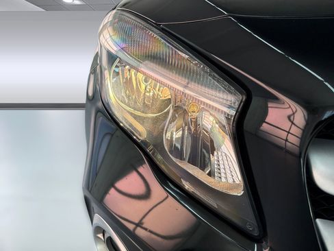 Used 2018 Mercedes-Benz GLA 250 image 10