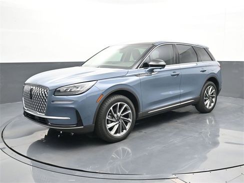 Used 2024 Lincoln Corsair FWD w/ Equipment Group 101A image 1