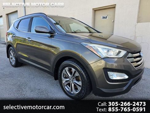 Used 2013 Hyundai Santa Fe Sport w/ Popular Equipment Pkg FWD image 1