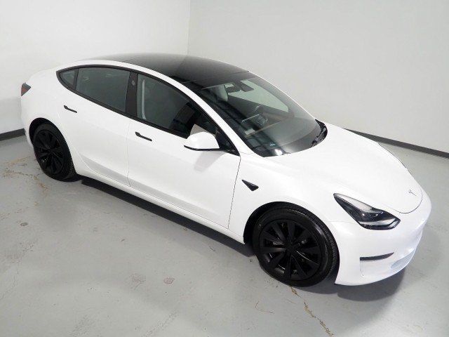 Used 2023 Tesla Model 3 RWD image 12