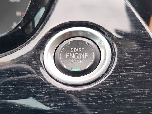 Certified 2023 Cadillac XT6 Premium Luxury w/ Technology Package image 21