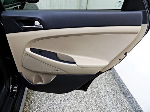 Used 2018 Hyundai Tucson SEL Plus w/ Cargo Package image 12