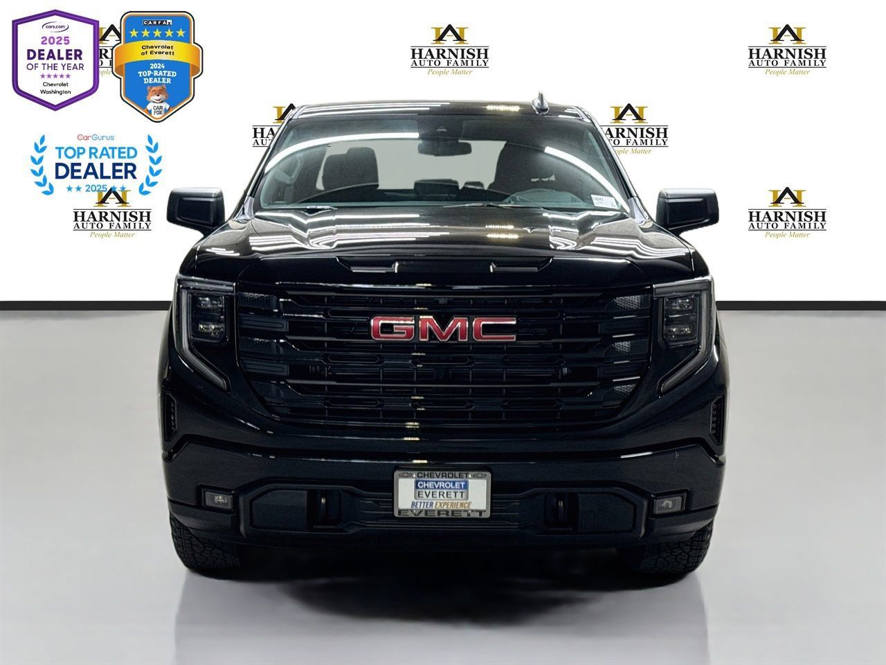 Used 2025 GMC Sierra 1500 Elevation AWD/4WD image 2