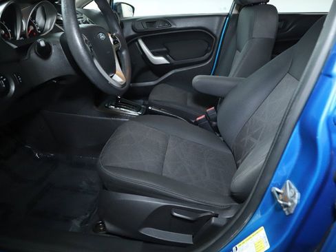 Used 2013 Ford Fiesta SE image 18