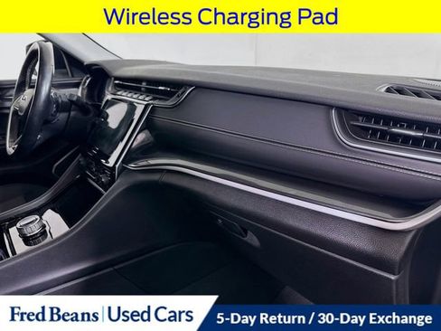 Used 2021 Jeep Grand Cherokee L Laredo w/ Luxury Tech Group I image 33