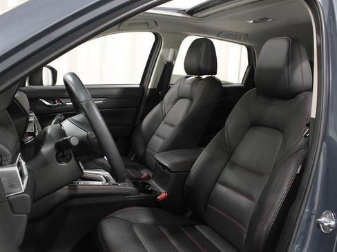 Certified 2024 MAZDA CX-5 Carbon Edition image 5