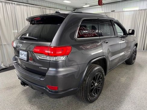 Used 2015 Jeep Grand Cherokee Laredo w/ Quick Order Package 23E AWD/4WD image 4