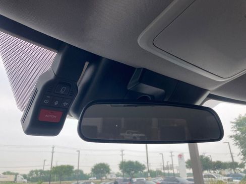 Used 2023 Toyota Tundra SR5 AWD/4WD image 25