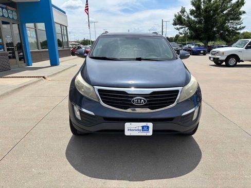 Used 2011 Kia Sportage EX w/ Premium Pkg w/Leather Seats AWD/4WD image 2