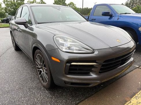 Used 2019 Porsche Cayenne S AWD/4WD image 1