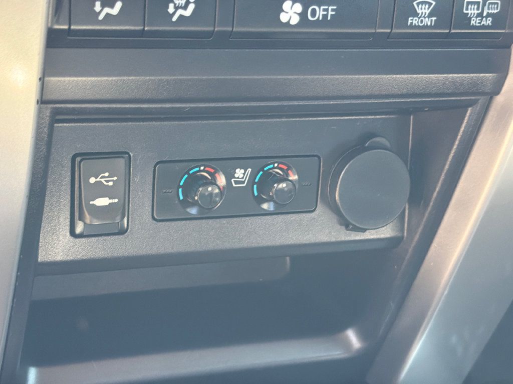 Used 2015 Toyota 4Runner Limited RWD image 34