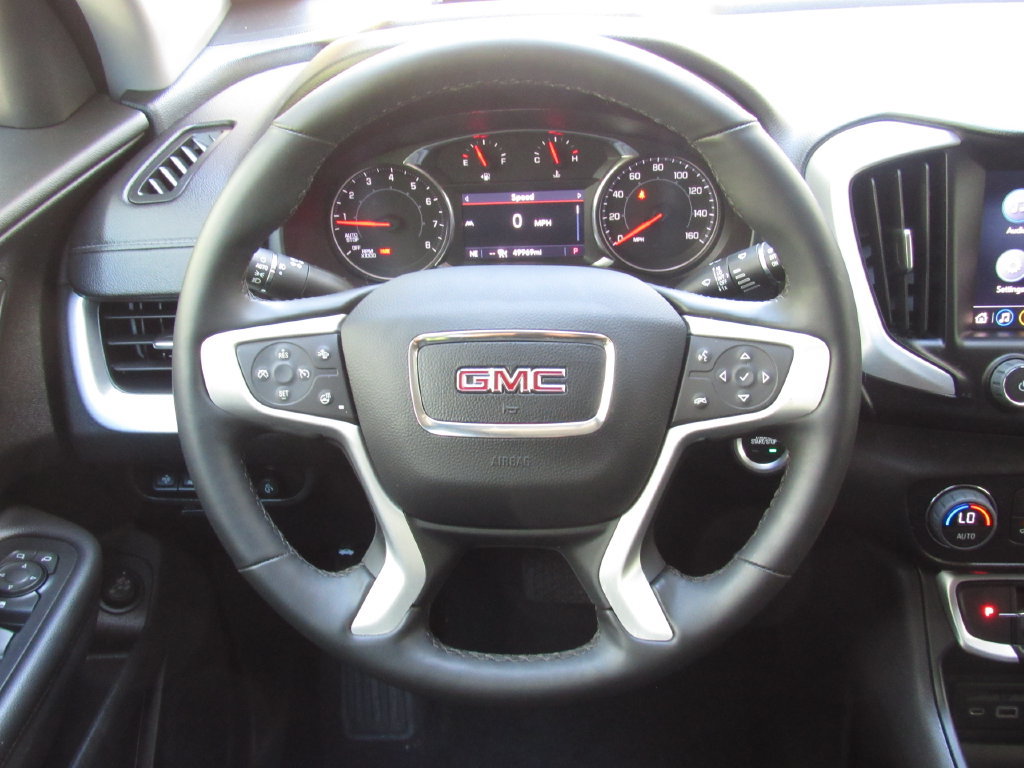 Used 2023 GMC Terrain SLT w/ Tech Package AWD/4WD image 25