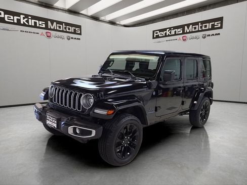 Certified 2025 Jeep Wrangler Unlimited Sahara w/ Safety Group image 1