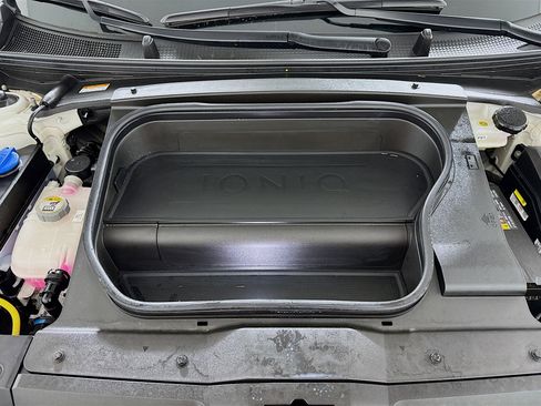 Used 2023 Hyundai Ioniq 6 SEL image 29