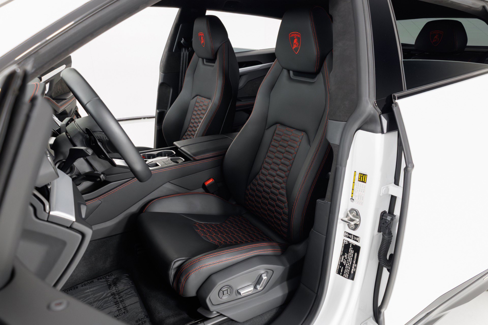 Used 2024 Lamborghini Urus S AWD/4WD image 16