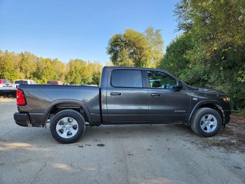 New 2026 RAM 1500 Big Horn AWD/4WD image 17