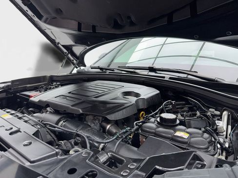 Used 2023 Land Rover Range Rover Velar R-Dynamic S image 14