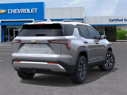 New 2026 Chevrolet Equinox LT image 4