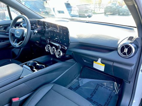 New 2026 Chevrolet Blazer EV LT image 22