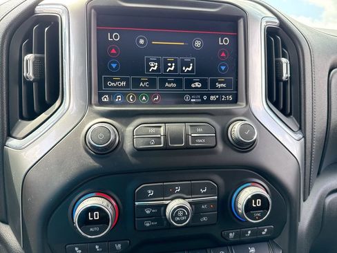 Used 2021 Chevrolet Silverado 2500 LTZ w/ LTZ Plus Package AWD/4WD image 19