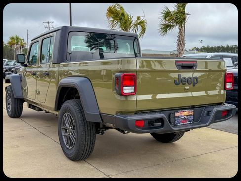 New 2026 Jeep Gladiator Sport image 22
