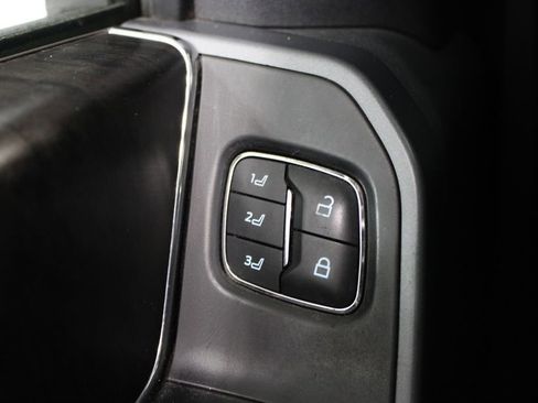 Used 2021 Ford F150 Lariat image 46