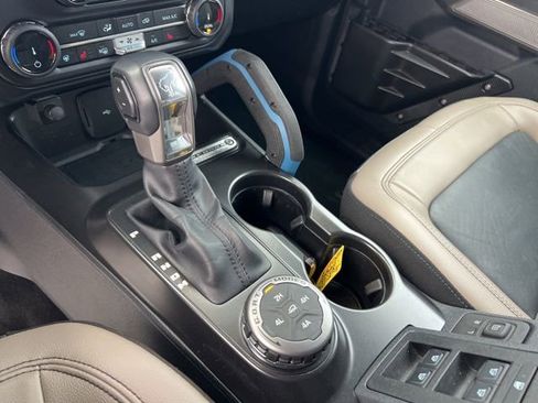 Certified 2022 Ford Bronco Wildtrak image 16