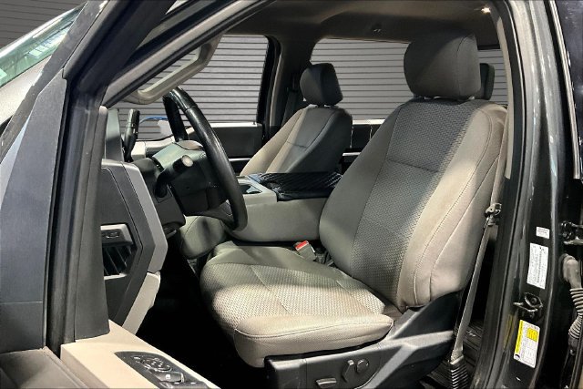 Used 2020 Ford F150 XLT w/ Equipment Group 302A Luxury AWD/4WD image 20