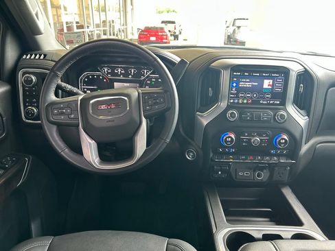 Used 2022 GMC Sierra 1500 SLT AWD/4WD image 14