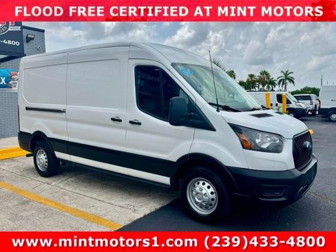 Used 2023 Ford Transit 250 Medium Roof AWD w/ Load Area Protection Package image 4