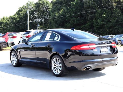 Used 2013 Jaguar XF RWD image 5