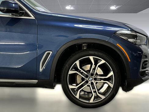 Used 2023 BMW X5 sDrive40i w/ Parking Assistance Package image 35