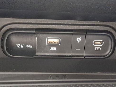 Used 2025 Kia Sportage EX image 26