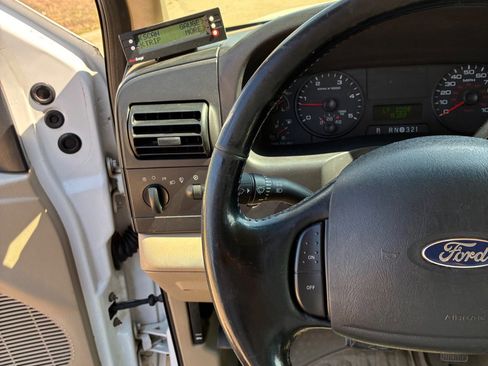 Used 2005 Ford F350 4x4 Crew Cab DRW Super Duty image 13