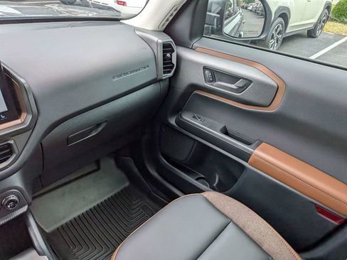 Used 2025 Ford Bronco Sport Outer Banks w/ Outer Banks Tech Package+ AWD/4WD image 17