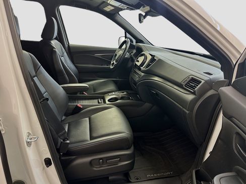 Used 2023 Honda Passport EX-L image 33