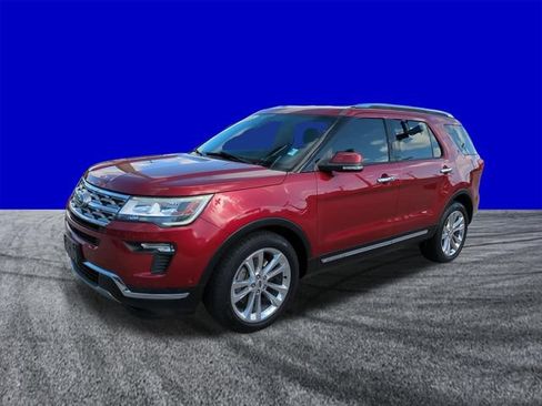Used 2018 Ford Explorer Limited w/ Equipment Group 301A FWD image 8