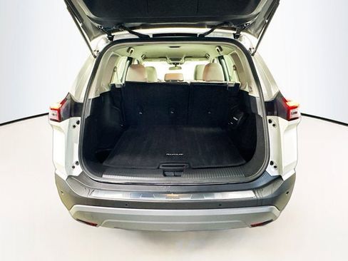 Used 2023 Nissan Rogue SV image 20