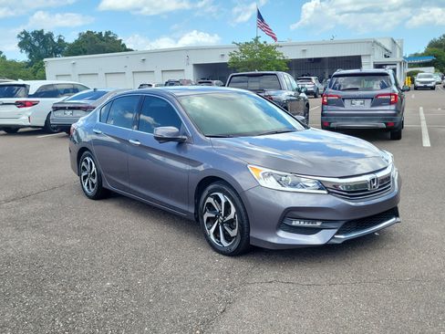 Used 2016 Honda Accord EX-L image 7