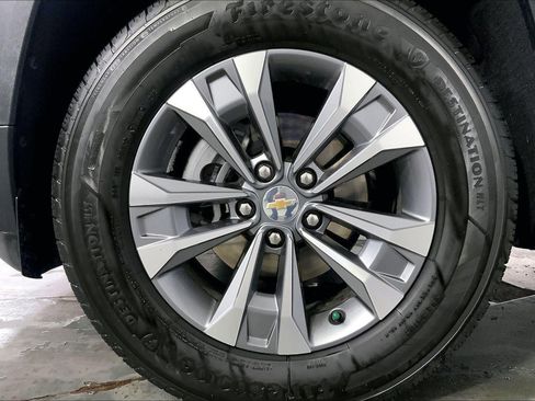 Used 2026 Chevrolet Equinox LT FWD image 9