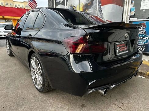 Used 2015 BMW 335i xDrive Sedan w/ Premium Package image 5