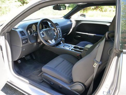 Used 2014 Dodge Challenger R/T w/ Blacktop Package image 20