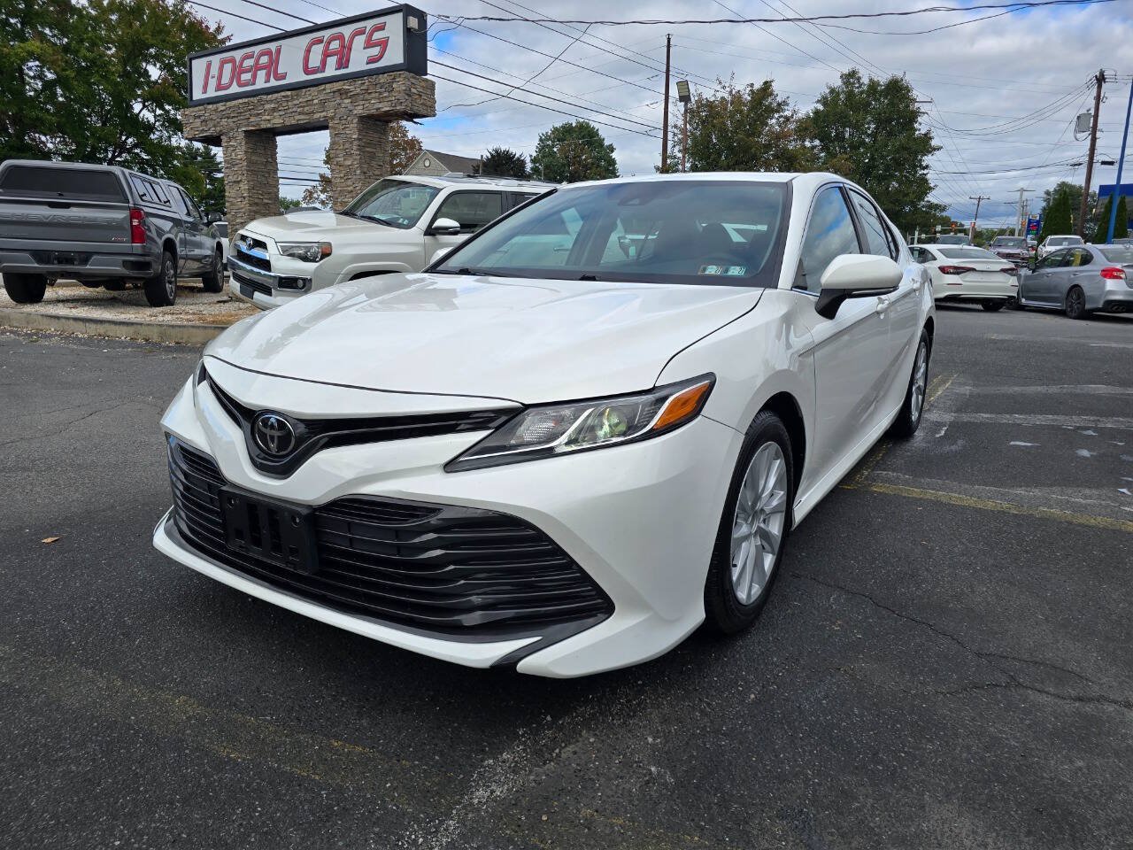 Used 2018 Toyota Camry LE w/ Convenience Package FWD image 7