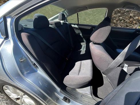 Used 2016 Subaru Legacy 2.5i Premium image 26