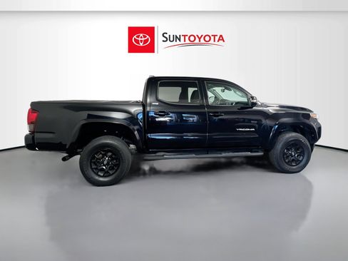 Used 2022 Toyota Tacoma SR5 image 2